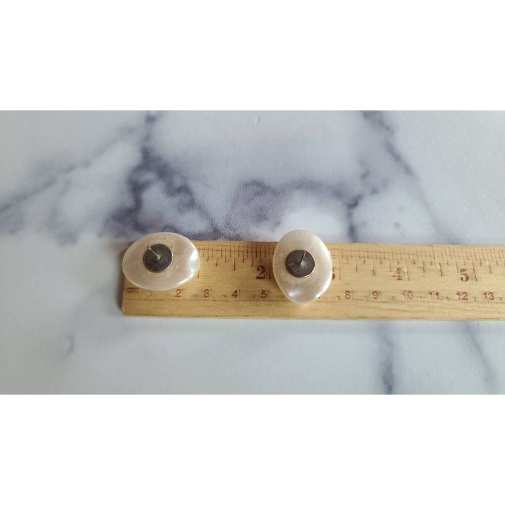 Vintage Faux Pearl Stud Earrings - Picture 10 of 10
